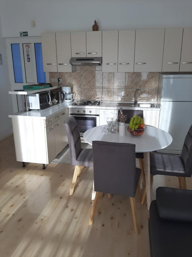 Sunshine Apartment Sovlje Tribalj Exterior foto